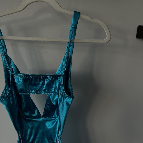 HELLO MOLLY Dress - Picture 4 of 5